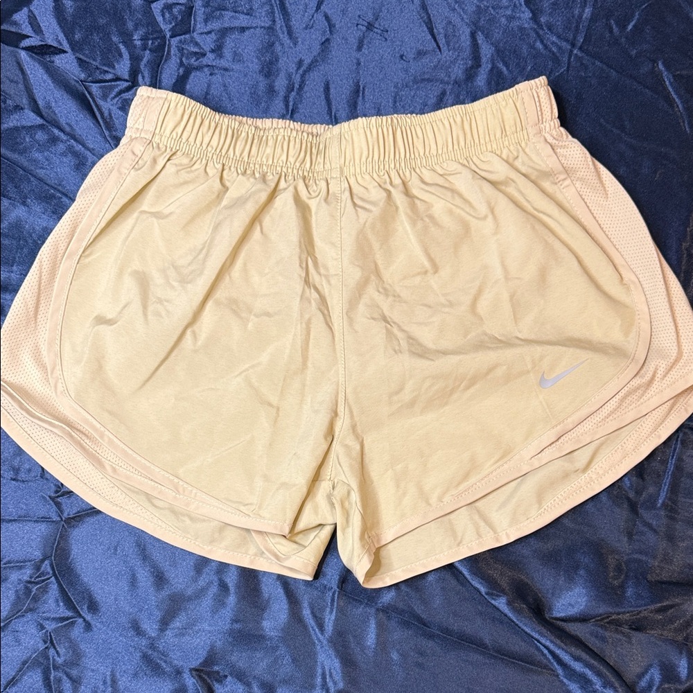 Nike Women's Tan Performance Running Shorts NWOT
